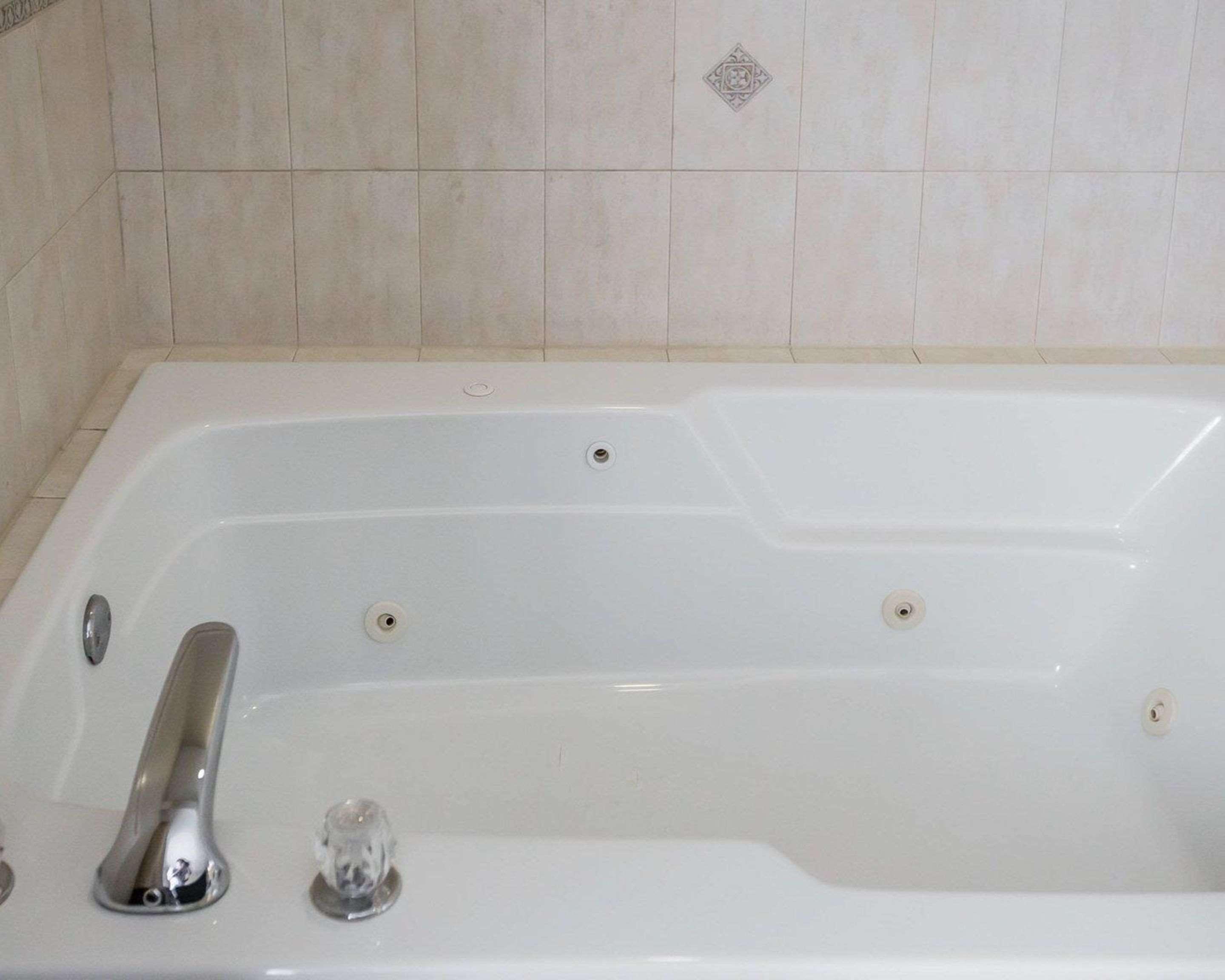 Quality Inn & Suites Dixon Near I-88 מראה חיצוני תמונה