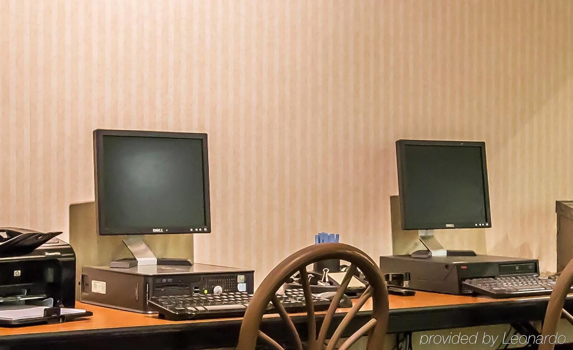 Quality Inn & Suites Dixon Near I-88 מראה חיצוני תמונה