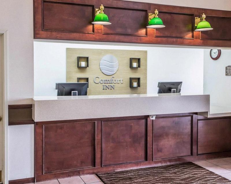 Quality Inn & Suites Dixon Near I-88 מראה חיצוני תמונה